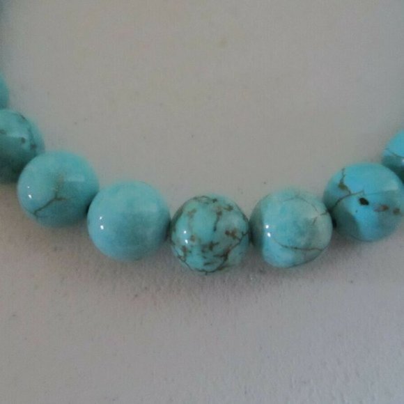 Handmade Blue Turquoise Butterfly Bracelet Natural Stone Beads - Picture 6 of 7